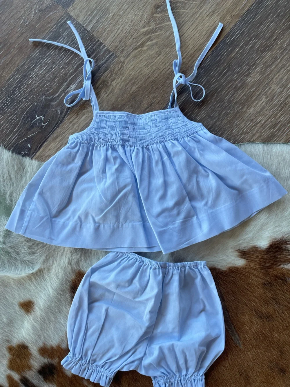 Feltman Bros Light Blue Two-Piece Smocked Top and Shorts Set - Picture 4 of 4